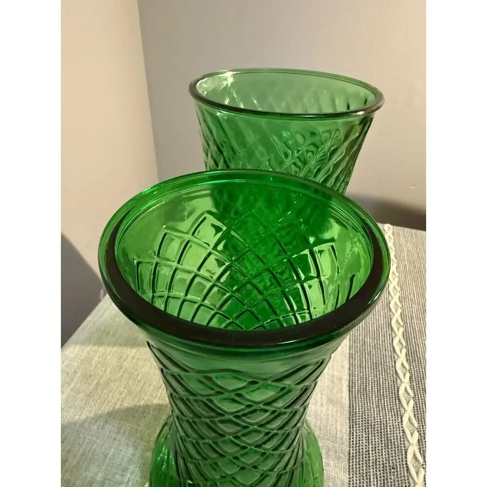 🌿 Vintage Green Glass Vases – Set of 2 | Hoosier Glass #4087 + Unmarked | Large